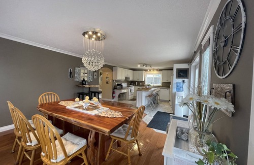 Central Alberta House | Lakeview House in Alberta Beach with Wrap Around Deck