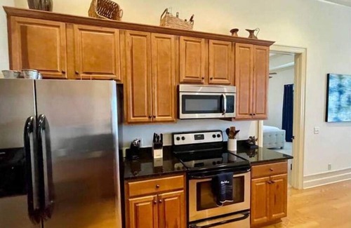 Dadeville Condo | Lakeview with stunning views, private balcony