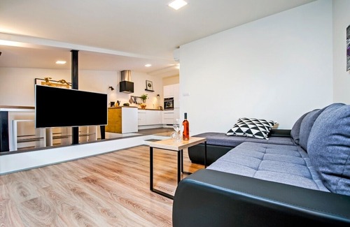 Rovinj Apartment | Lakovich Sea view Apartments 1