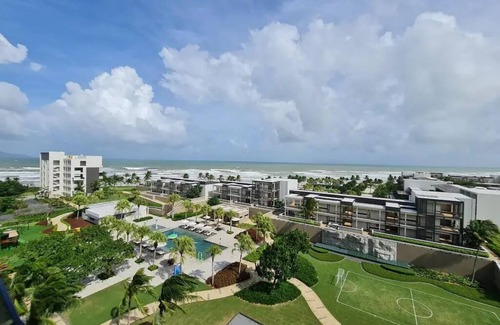 Ngu Hanh Son Apartment | Lalahouses - 2BR Ocean View Apt in Huyatt Regency