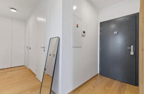 Nove Mesto Apartment | LAM Lakeside - AC - FREE PARKING