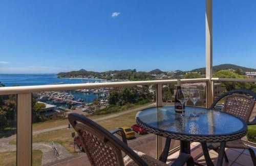 Nelson Bay Apartment | Laman Lodge Unit 5 15 Laman Street