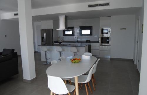 Pilar de la Horadada Apartment | Lamar House