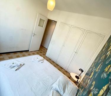 Le Mourillon Apartment | Lamartine YourHostHelper