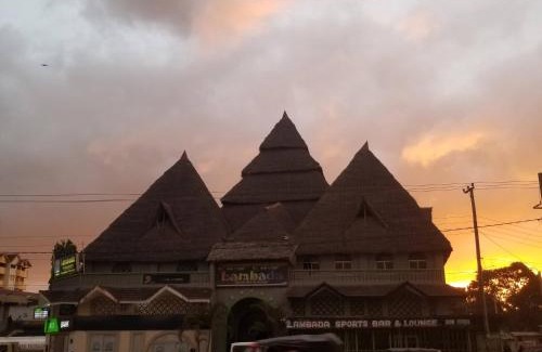 Mtwapa Resort | Lambada Holiday Resort Mombasa