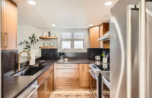 Warrior's Mark Apartment | Lance's West 7 Condominium