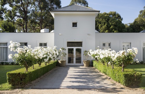 Red Hill Hotel | Lancemore Lindenderry Red Hill