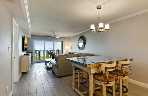 Sunset Beach House | Land's End 10-403 Beach Front - Premier