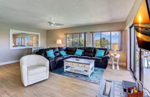 Sunset Beach House | Land's End 3-301 Bay Front - Premier