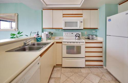 Sunset Beach House | Land's End 6-301 Beach Front
