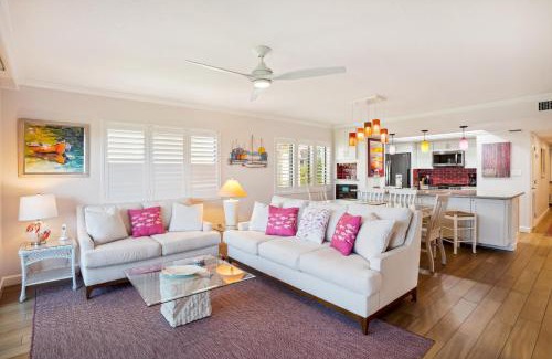 Sunset Beach House | Land's End 7-206 Beach Front - Premier
