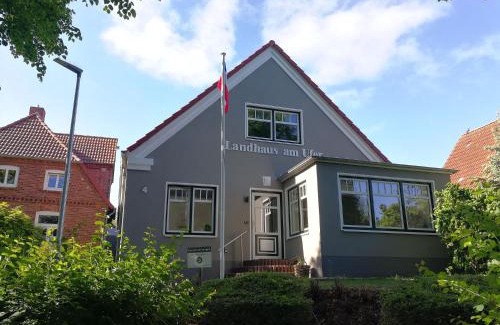 Heiligenhafen Apartment | Landhaus am Ufer - Wohnung 1