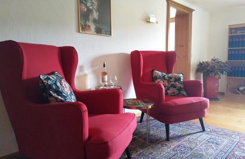 Henndorf am Wallersee House | Landhaus Riedl