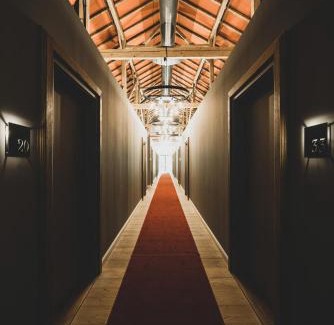 Pittenhart Hotel | LANDHOTEL ALTE ZOLLSTATION- Historical Building