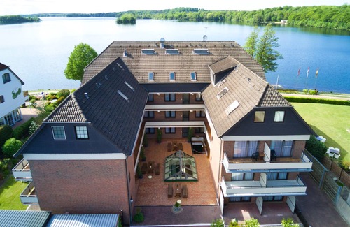 Malente Apartment | Landhuus Dieksee Ferienwohnungen für Unvergessliche Momente am Seeufer