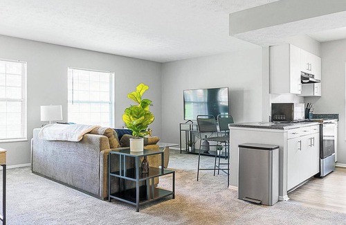 Downtown Dayton Apartment | Landing | Amazing 1BD, Clubhouse, Gym