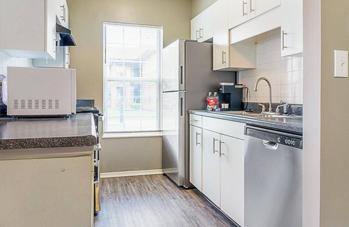 Downtown Dayton Apartment | Landing | Amazing 1BD, Gym, Clubhouse
