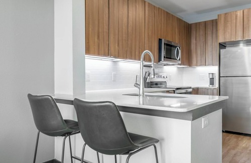 Buda Apartment | Landing at Brick and Mortar District - 1 Bedroo.