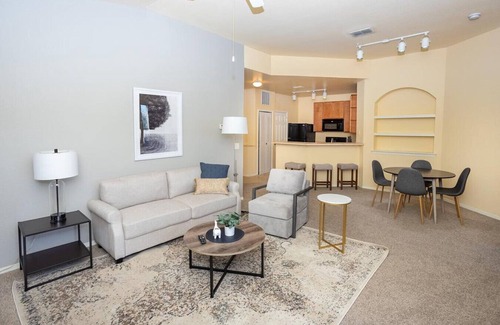 Brandon Apartment | Landing at Courtney Trace Apartments - 3 Bedrooms in Downtown Brandon