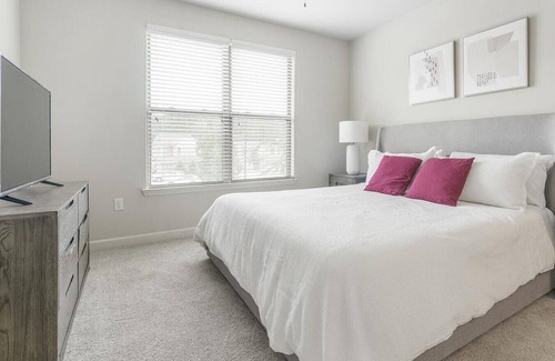 Wake Forest Apartment | Landing at Legacy Wake Forest - 2 Bedrooms in Downtown Wake Forest