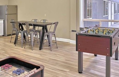 Old Ballard Apartment | Landing at Liam Apartments - 1 Bedroom in Adams