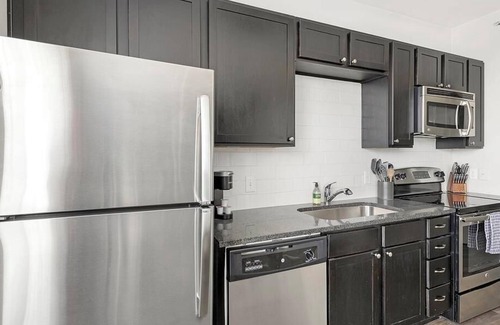 West Dallas Apartment | Landing at Lofts at Sylvan Thirty - 1 Bedroom in West Dallas