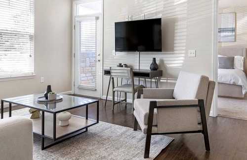 Fishers Apartment | Landing at Reveal on Cumberland - 2 Bedrooms in Downtown Fishers