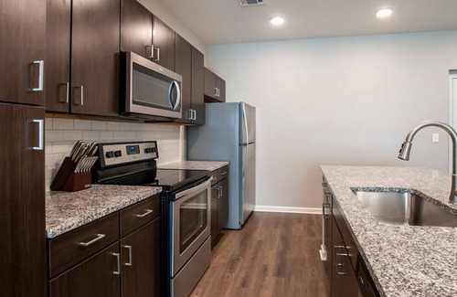 Huntsville Apartment | Landing at Seleno at Bridge Street - 2 Bedrooms in Downtown Huntsville