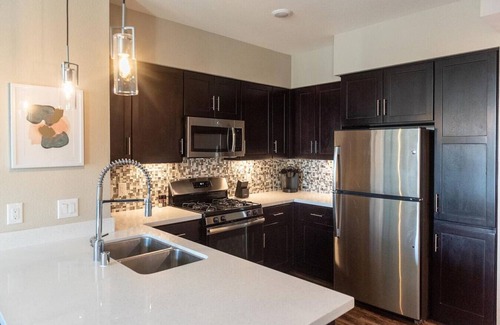 Rhodes Ranch Apartment | Landing at The Mercer - 1 Bedroom in Rhodes Ranch