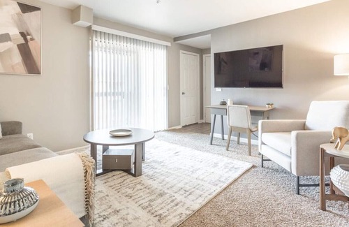 Edmond Apartment | Landing at The Parker Apartment Homes - 2 Bedrooms in Downtown Oklahoma City
