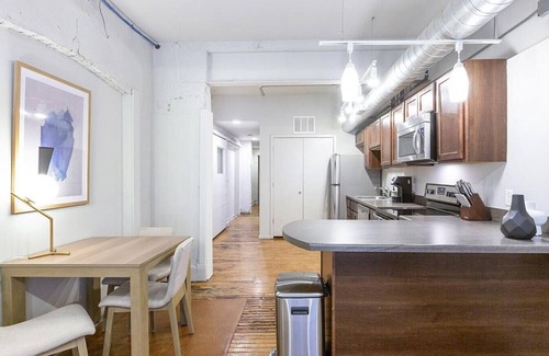 NoDo District Apartment | Landing at The Rochester Apartments - 1 Bedroom in Downtown