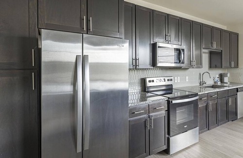 Fort Worth Apartment | Landing at The Standard River District - 2 Bedrooms in West Fort Worth
