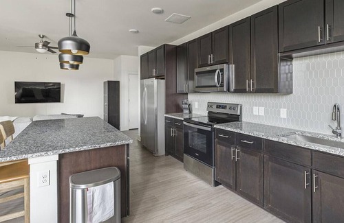 Fort Worth Apartment | Landing at The Standard River District - 2 Bedrooms in West Fort Worth