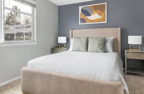 Vancouver Apartment | Landing at Treeline604 - 1 Bedroom in Downtown Vancouver