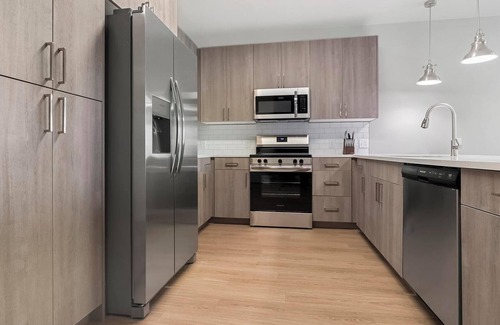 Fort Myers Apartment | Landing | Beautiful 1BD, Gym, Clubhouse