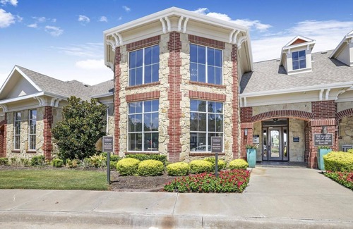 Fossil Creek Apartment | Landing | Beautiful 1BD, Gym, Clubhouse