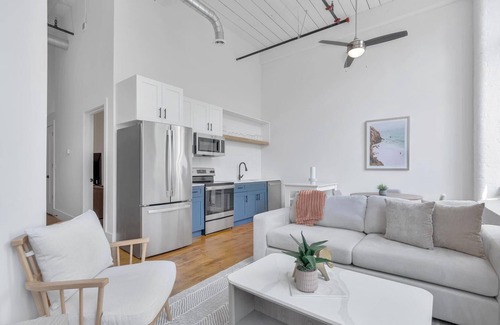 Greenville Apartment | Landing | Beautiful 2BD, Gym, Yoga Studio