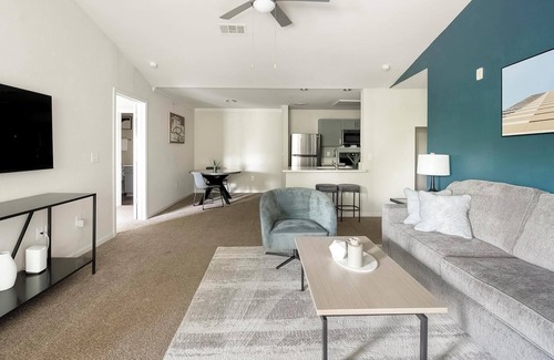 Murfreesboro Apartment | Landing | Beautiful 2BD, Courtyard, Clubhouse