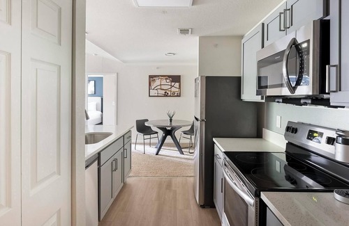 Murfreesboro Apartment | Landing | Beautiful 2BD, Courtyard, Clubhouse