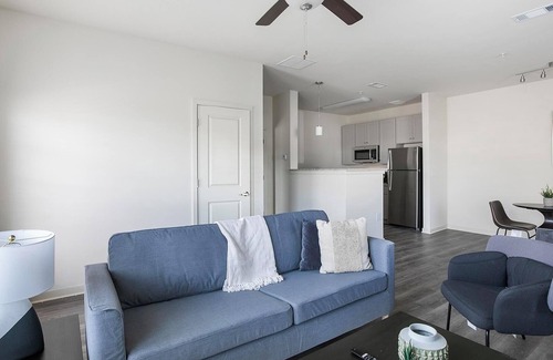 Fort Worth Apartment | Landing | Chic 1BD, Pool, Yoga Studio