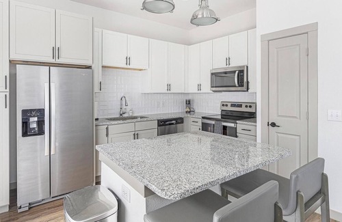 Fort Worth Apartment | Landing | Chic 1BD, Yoga Studio, Pool