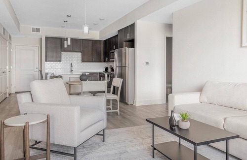 Palmetto Apartment | Landing | Chic 2BD, Clubhouse, Pool