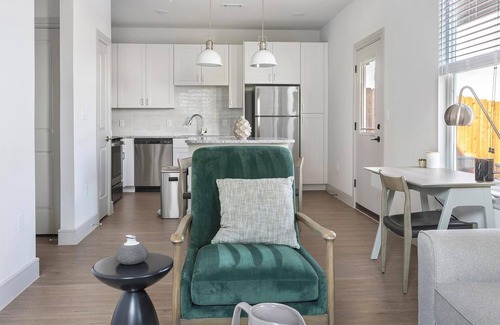 Tarrant County Apartment | Landing | Incredible 1BD, Clubhouse, Gym