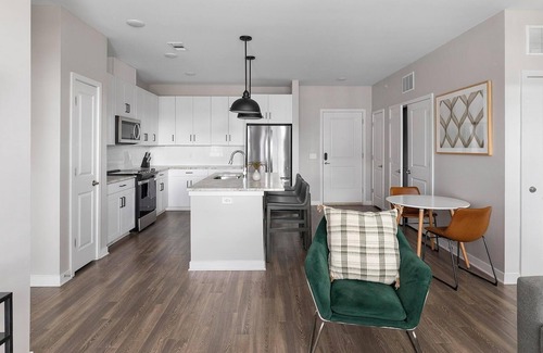 Huntsville Apartment | Landing | Incredible 2BD, Pool, Gym