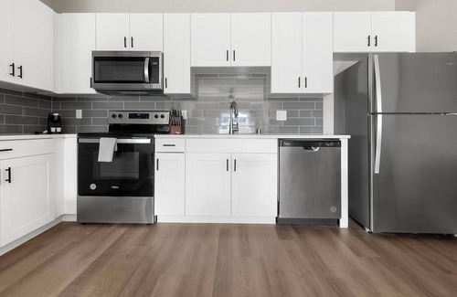 Townsite Apartment | Landing | Incredible 2BD, Pool, Rooftop Lounge