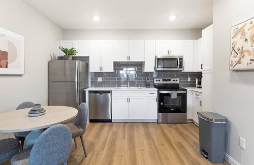 Townsite Apartment | Landing | Incredible 2BD, Rooftop Lounge, Pool