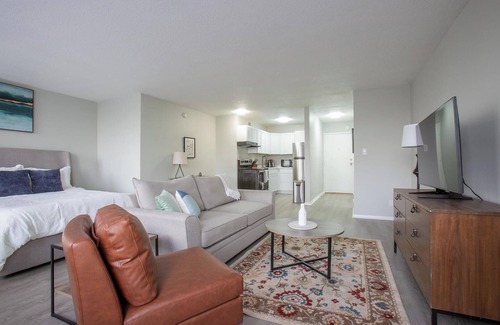 Fort Wayne Apartment | Landing | Incredible Studio, Gym, Game Room