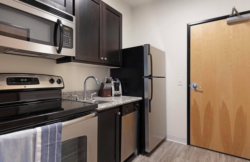 Pearl District Apartment | Landing | Incredible Studio, Courtyard, Gym
