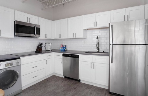 Central Business District Apartment | Landing l Sleek Studio w/Rooftop Views