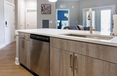 Fort Myers Apartment | Landing | Modern 1BD, Clubhouse, Gym